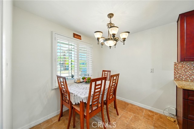 17934 E Newburgh Street, Azusa CA: https://media.crmls.org/medias/d0df4fc5-6613-4bb2-a2f9-6b027612dc36.jpg