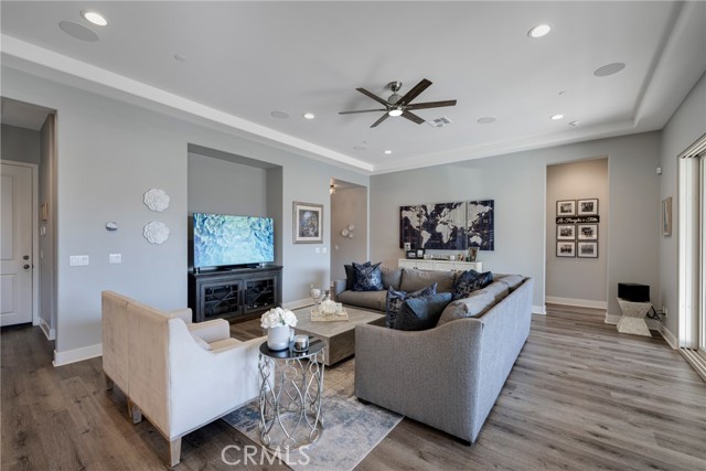 Detail Gallery Image 16 of 63 For 11667 Oakton Way, Corona,  CA 92883 - 3 Beds | 3/1 Baths