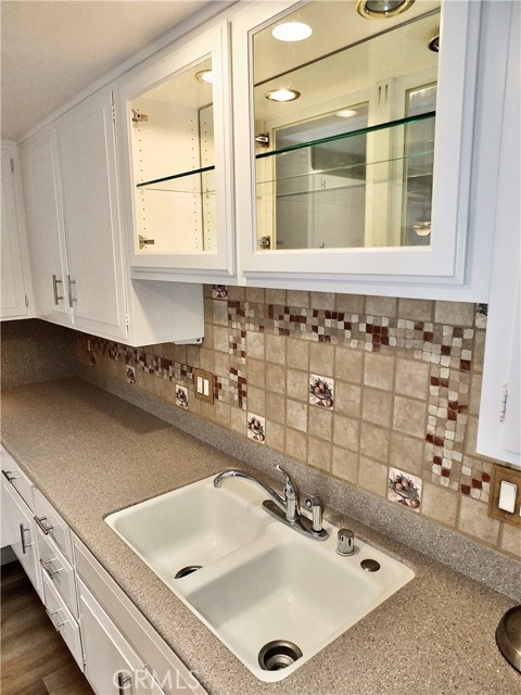 Detail Gallery Image 18 of 53 For 1560 Homewood Rd #114-L,  Seal Beach,  CA 90740 - 2 Beds | 2 Baths