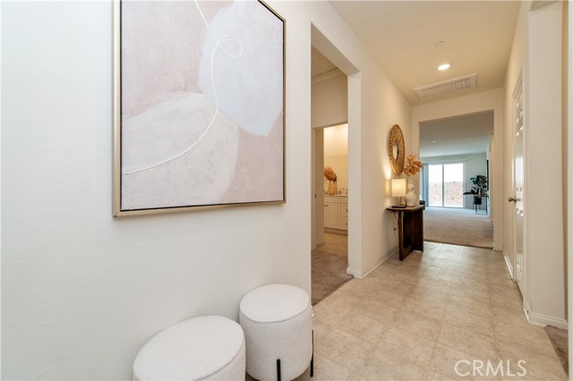 Detail Gallery Image 10 of 38 For 19946 Cara Cara, Riverside,  CA 92507 - 4 Beds | 2 Baths