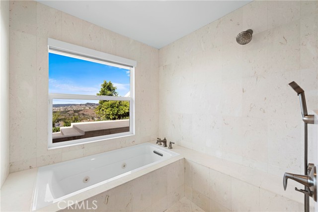 701 Avenida Presidio, San Clemente CA: https://media.crmls.org/medias/d0e16309-c81e-4039-9f42-fde70b496228.jpg
