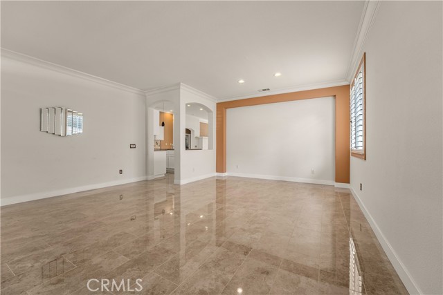 Image 4 of 30 For 960 Hemingway Drive