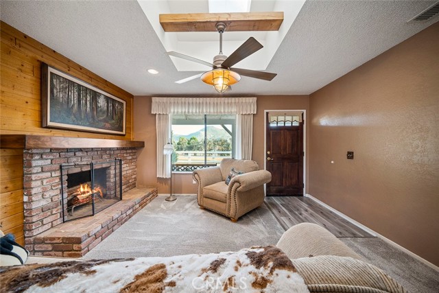 Detail Gallery Image 4 of 51 For 30750 Triple Crown Rd, Homeland,  CA 92548 - 4 Beds | 3 Baths