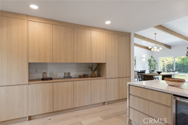 Detail Gallery Image 16 of 49 For 24211 Caris St, Woodland Hills,  CA 91367 - 4 Beds | 2/1 Baths