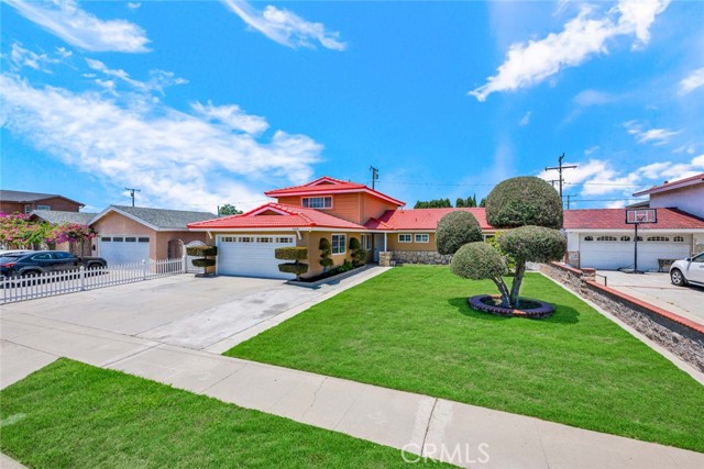 Image 3 of 50 For 10449 Margarita Avenue