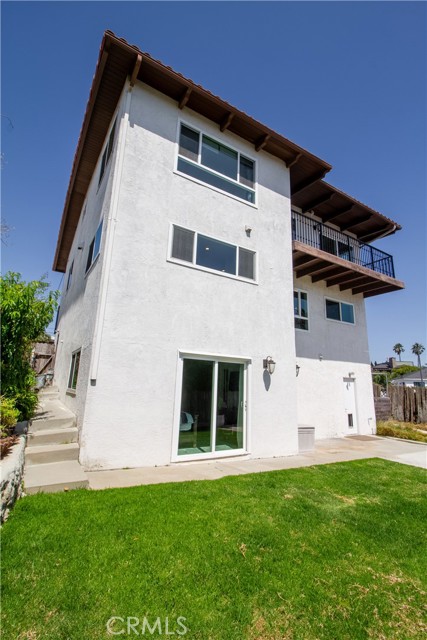 807 El Redondo Avenue, Redondo Beach CA: https://media.crmls.org/medias/d0e24e7e-d3d9-42e1-adc0-676d1eb82fc4.jpg