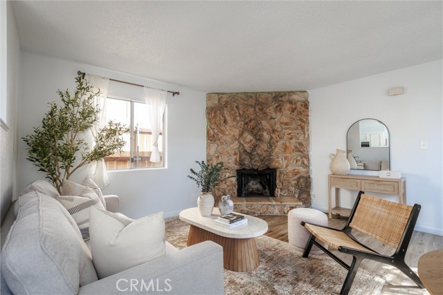 Detail Gallery Image 4 of 17 For 542 Manhattan, Grover Beach,  CA 93433 - 2 Beds | 1 Baths