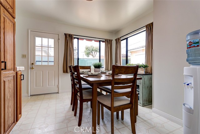 2906 Perkins Lane, Redondo Beach, California 90278, 4 Bedrooms Bedrooms, ,2 BathroomsBathrooms,Residential,Sold,Perkins,SB23084856