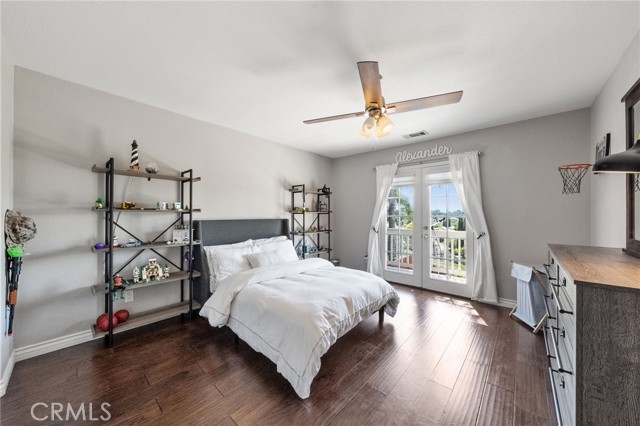 40493 Calle Katerine, Temecula CA: https://media.crmls.org/medias/d0e311ac-97bb-4e00-8b58-6699a7c6ccfd.jpg