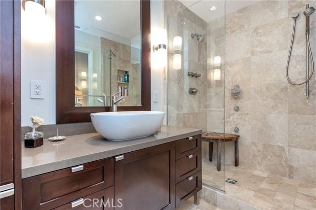 Detail Gallery Image 19 of 27 For 2897 Chateau Way, Laguna Beach,  CA 92651 - 3 Beds | 2 Baths