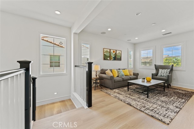 Detail Gallery Image 37 of 54 For 115 Mustard, Irvine,  CA 92618 - 4 Beds | 4/1 Baths