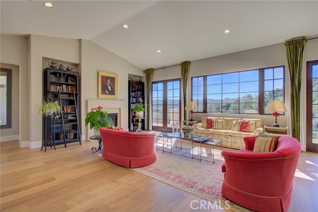 Detail Gallery Image 6 of 73 For 250 Mission Springs, Arroyo Grande,  CA 93420 - 4 Beds | 3/1 Baths