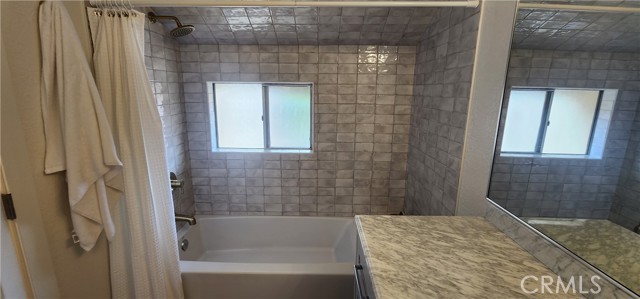 Detail Gallery Image 26 of 33 For 519 Amber Dr, Huntington Beach,  CA 92648 - 3 Beds | 2/1 Baths