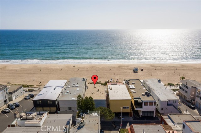 2208 The Strand, Manhattan Beach CA: https://media.crmls.org/medias/d0e5d1b4-c311-4f35-9b5b-da55bbf4f344.jpg