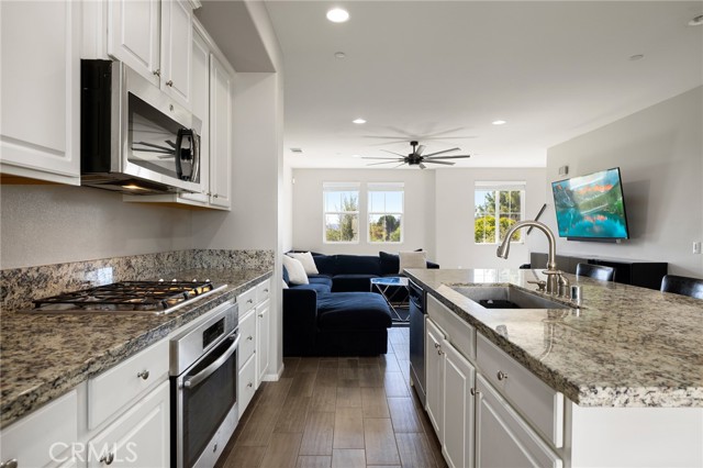 Detail Gallery Image 19 of 52 For 40971 Belleray Ave, Murrieta,  CA 92562 - 3 Beds | 2/1 Baths