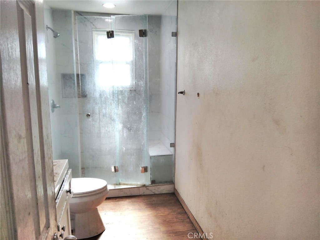https://media.crmls.org/medias/d0e64c7d-8311-4fc9-958b-d0e660e8ef6a.jpg?preset=X-Large