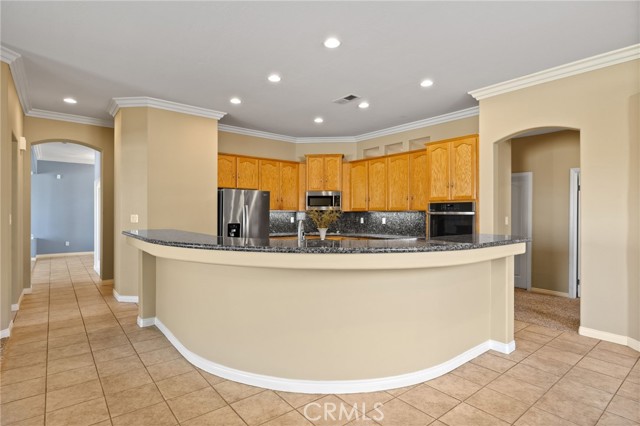 Detail Gallery Image 13 of 38 For 9600 Lake Superior Dr, Bakersfield,  CA 93312 - 4 Beds | 3/1 Baths