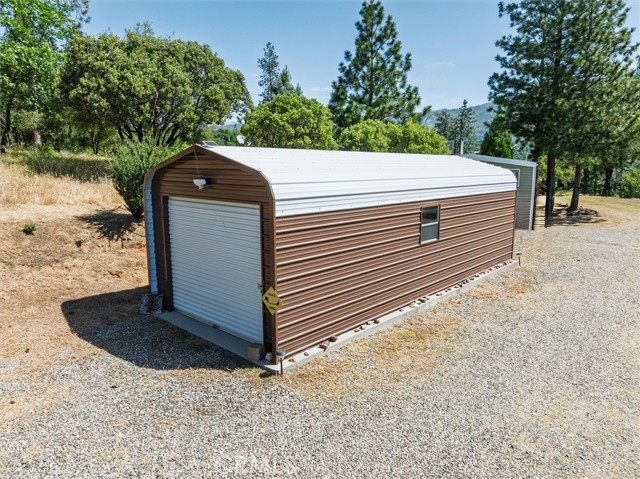 34133 Keller Road, North Fork CA: https://media.crmls.org/medias/d0e73e18-5685-49d2-b275-b50589888d1a.jpg