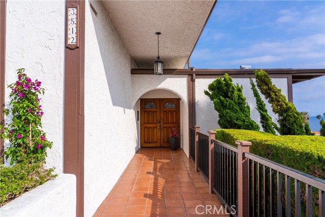 Detail Gallery Image 3 of 52 For 3512 Spearing Ave, San Pedro,  CA 90732 - 3 Beds | 2/2 Baths