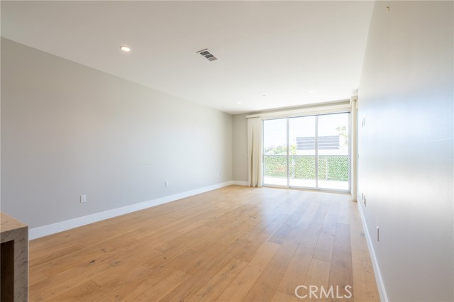 Detail Gallery Image 17 of 22 For 1920 S Pacific Coast #208,  Redondo Beach,  CA 90277 - 2 Beds | 2 Baths