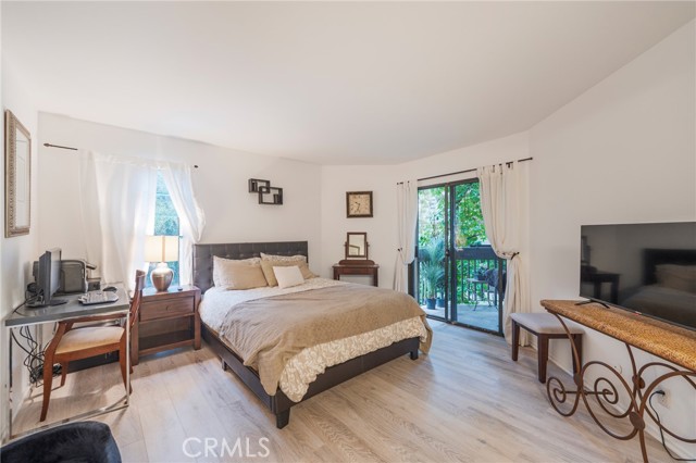 Detail Gallery Image 10 of 24 For 950 N Kings Rd #245,  West Hollywood,  CA 90069 - 1 Beds | 1 Baths