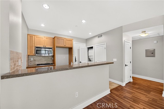 2367 Jefferson St, 110 photo 11