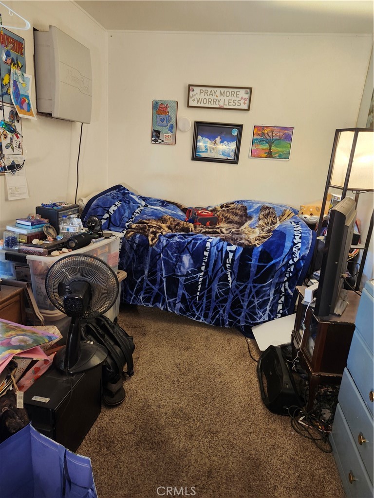 https://media.crmls.org/medias/d0e8669e-e926-463f-af7f-82742f6316ec.jpg?preset=X-Large