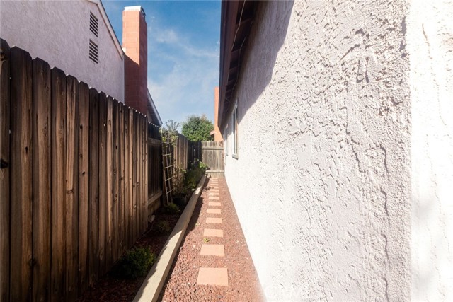 Detail Gallery Image 24 of 25 For 2074 Valleywood St, Colton,  CA 92324 - 3 Beds | 2 Baths