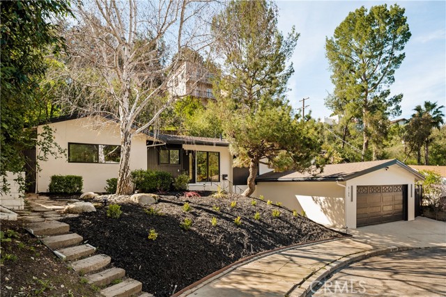 Front Image Thumbnail for CRSR26047011