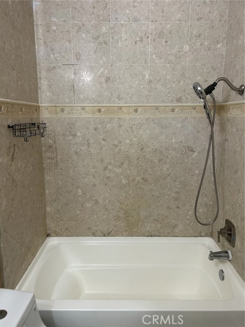 8138 Camelot Road, Riverside CA: https://media.crmls.org/medias/d0ea4510-28c7-48b3-aced-61d744862211.jpg