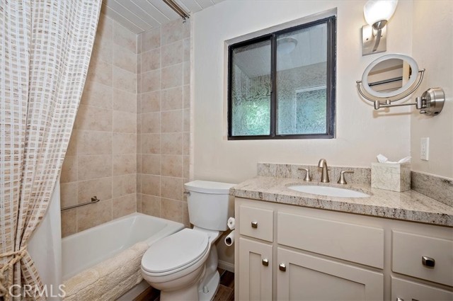 789 Jagerhorn Dr, Lake Arrowhead, CA 92352