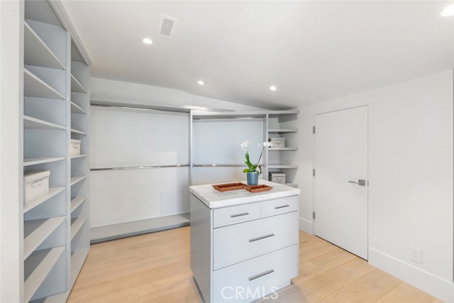 Detail Gallery Image 28 of 47 For 3130 Breakers, Corona Del Mar,  CA 92625 - 3 Beds | 2/1 Baths