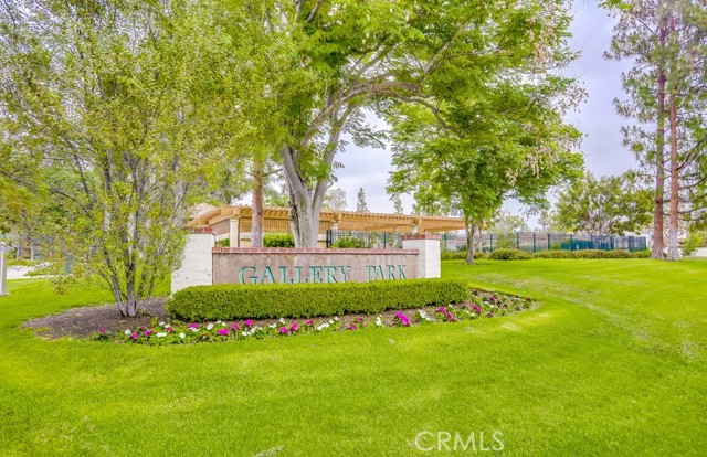 253 Gallery Way, Tustin CA: https://media.crmls.org/medias/d0ebe087-f759-41bb-b18a-bb3cf65d4c30.jpg
