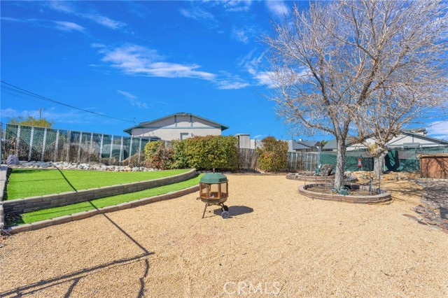 Detail Gallery Image 47 of 70 For 7929 Mono, Hesperia,  CA 92345 - 3 Beds | 2 Baths