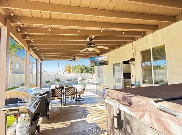 Detail Gallery Image 18 of 23 For 697 Calumet, Beaumont,  CA 92223 - 4 Beds | 2/1 Baths