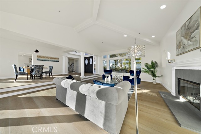 Detail Gallery Image 9 of 49 For 1522 Maxwell Ln, Vista,  CA 92084 - 3 Beds | 2/1 Baths