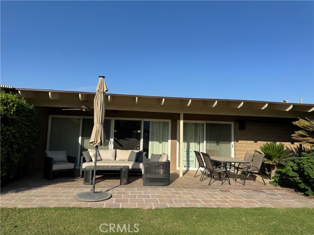 49171 Washington Street, La Quinta CA: https://media.crmls.org/medias/d0ed05f4-73c7-479e-ac3a-7fdbc5454fce.jpg