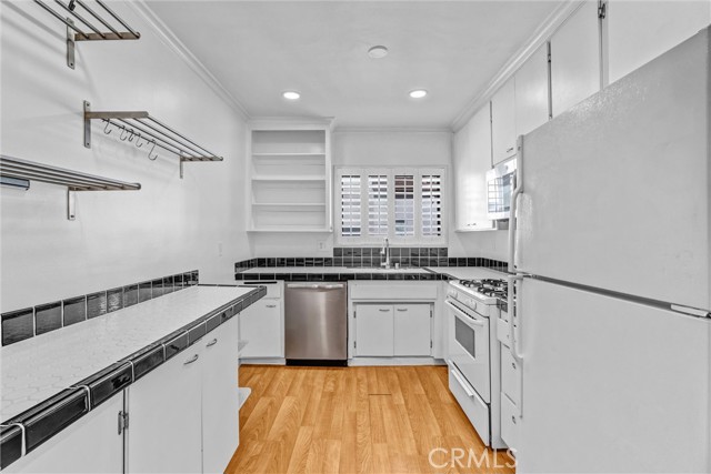 Detail Gallery Image 13 of 26 For 1840 Camden #202,  Los Angeles,  CA 90025 - 1 Beds | 1 Baths