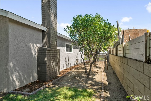 Detail Gallery Image 22 of 23 For 1064 E La Verne Ave, Pomona,  CA 91767 - 3 Beds | 2 Baths