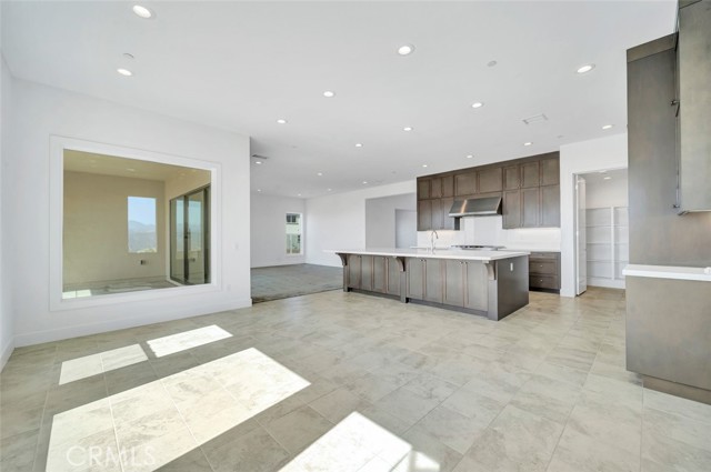 Detail Gallery Image 5 of 36 For 20638 W Deer Grass Ct Ct, Porter Ranch,  CA 91326 - 5 Beds | 5/1 Baths