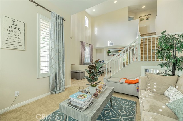 Detail Gallery Image 10 of 59 For 24345 Caladium, Valencia,  CA 91354 - 3 Beds | 2/1 Baths