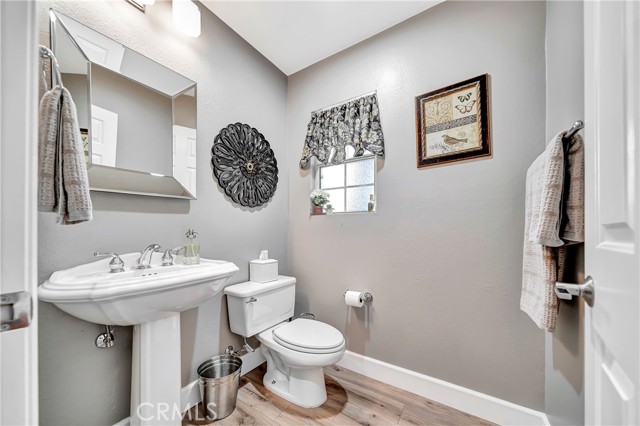 Detail Gallery Image 27 of 35 For 26802 Cezanne Ln, Valencia,  CA 91355 - 3 Beds | 2/1 Baths