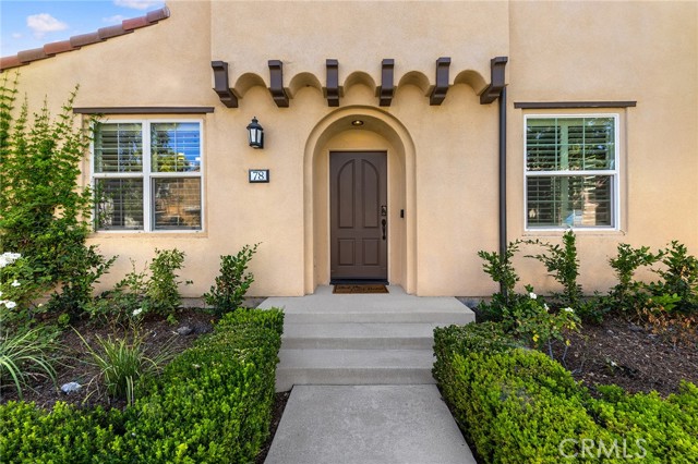 78 Keepsake, Irvine CA: https://media.crmls.org/medias/d0ef60c0-6c91-4bc0-83ca-f68b1bb9a535.jpg