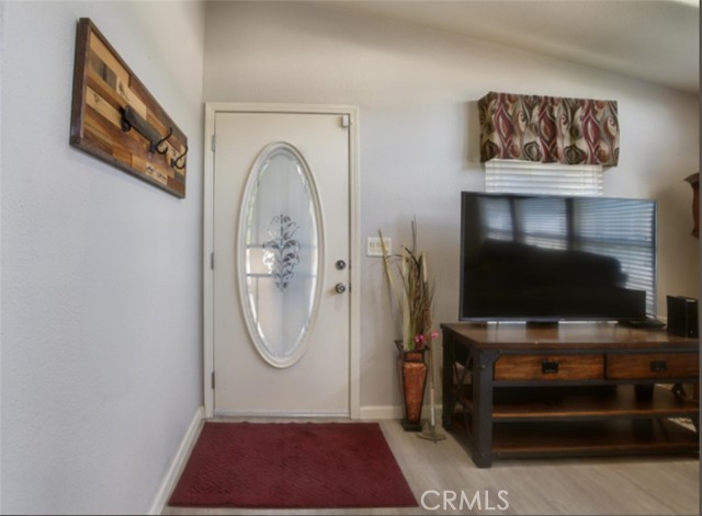 Detail Gallery Image 6 of 38 For 840 E Foothill Bld #183,  Azusa,  CA 91702 - 3 Beds | 2 Baths