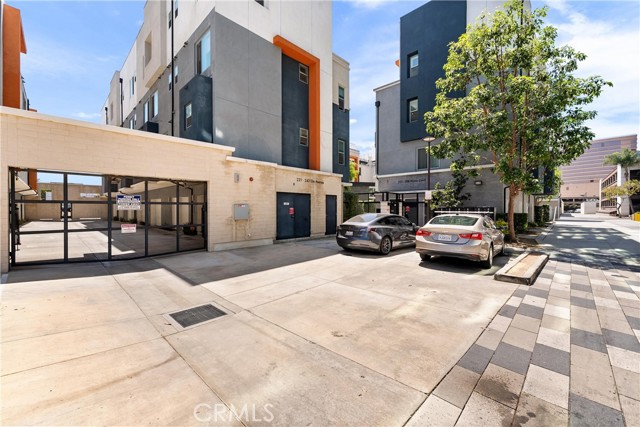 206 Alamo Court, Long Beach CA: https://media.crmls.org/medias/d0f0608a-d08a-480a-8554-3b50dc8109e3.jpg