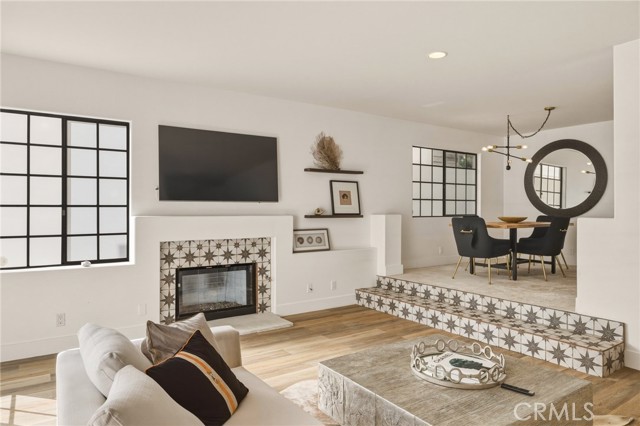 716 Lucia, Redondo Beach, California 90277, 3 Bedrooms Bedrooms, ,3 BathroomsBathrooms,Residential,For Sale,Lucia,SB26088691