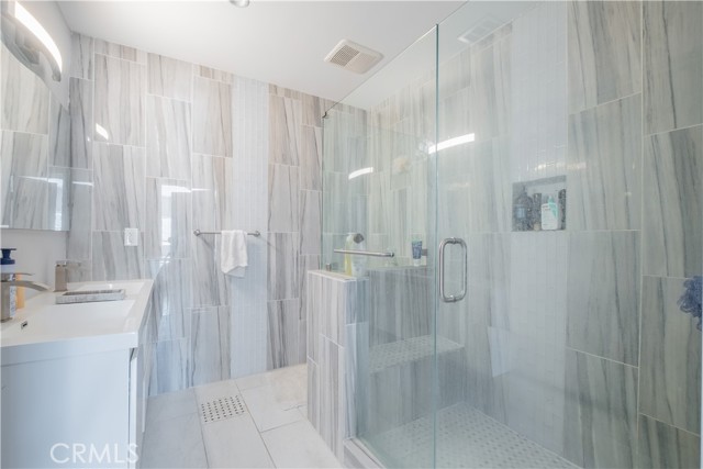 6436 Day Street, Tujunga CA: https://media.crmls.org/medias/d0f0a8ee-d7a6-4636-a9df-b3a160924603.jpg
