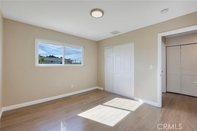 Image 23 of 27 For 6485 Clovis  