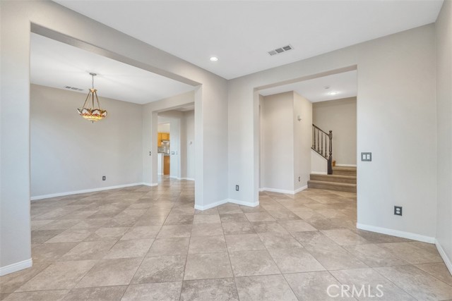 Detail Gallery Image 13 of 53 For 25406 Singleleaf St, Corona,  CA 92883 - 4 Beds | 3/1 Baths