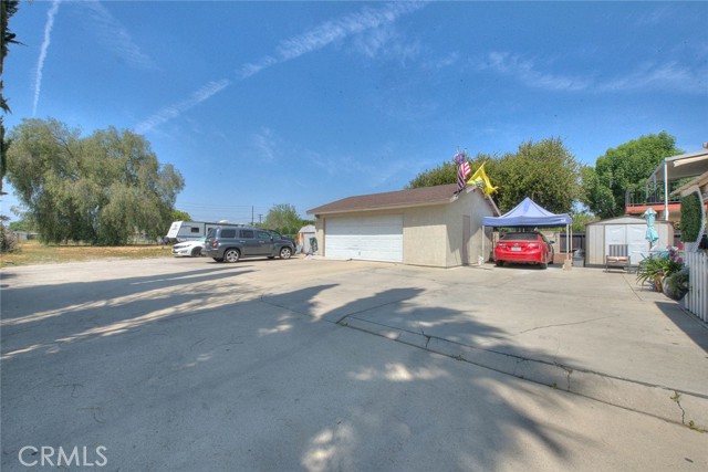 Detail Gallery Image 10 of 46 For 12524 Ross Ave, Chino,  CA 91710 - – Beds | – Baths